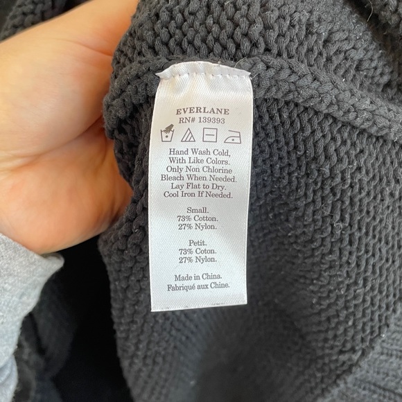 Everlane Women’s Heavyweight Sweater, Size Small - Picture 4 of 4